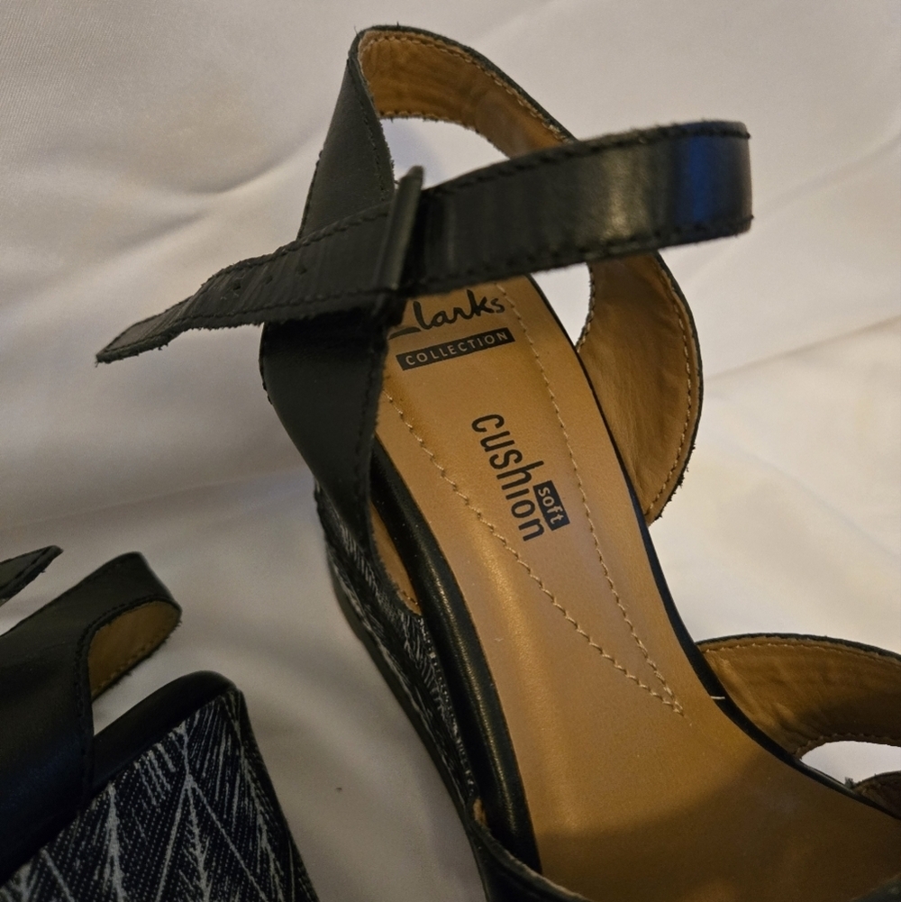 Clarks Zia Noble Wedge Heels Sandals Women Size 6 Black Ankle Strap Adjustable - Picture 9 of 11